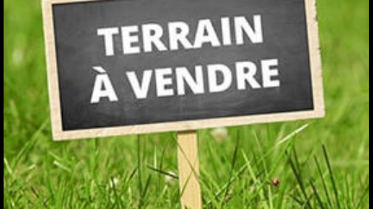 terrain  pièces 705 m2 à vendre à Clermont-l'Hérault (34800)