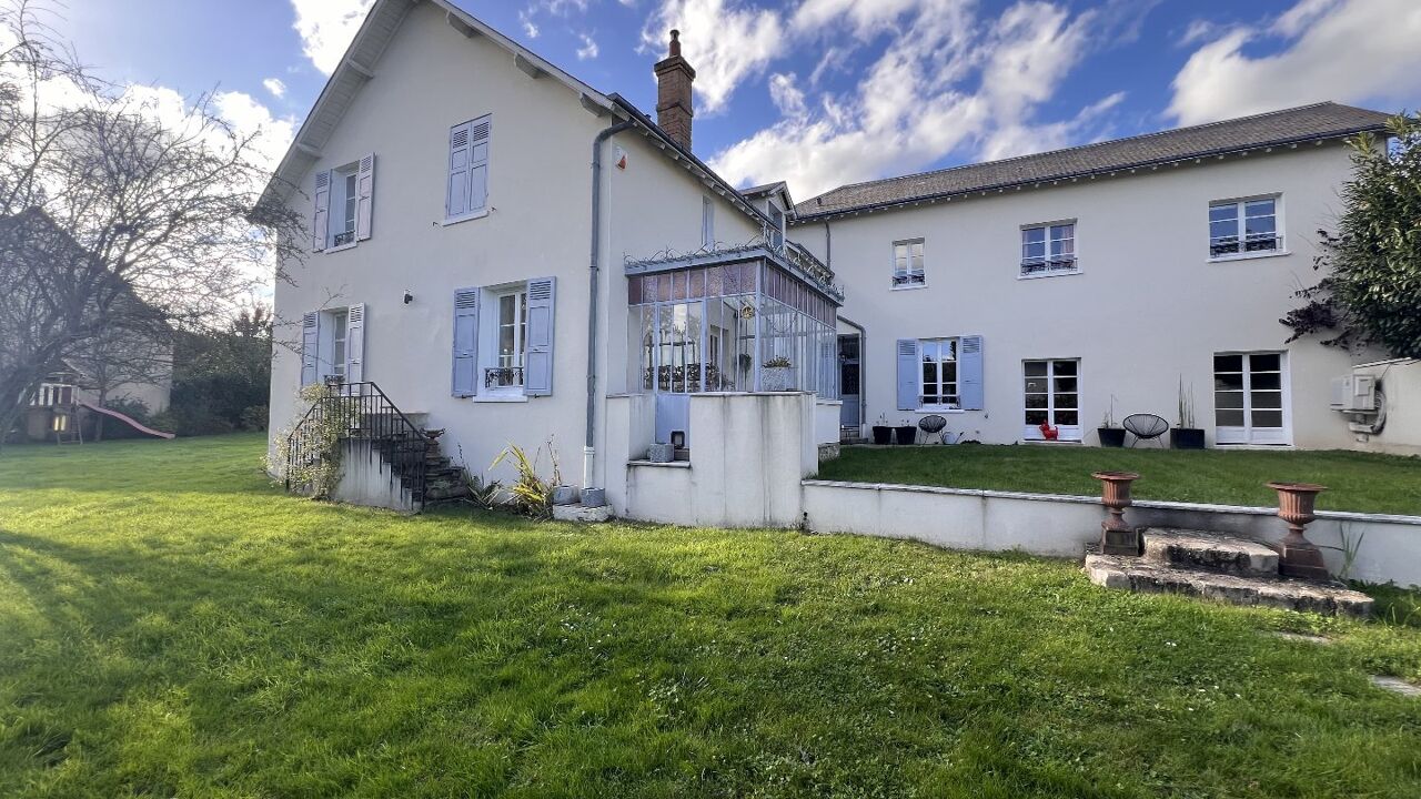 maison 11 pièces 375 m2 à vendre à Saint-Chéron (91530)