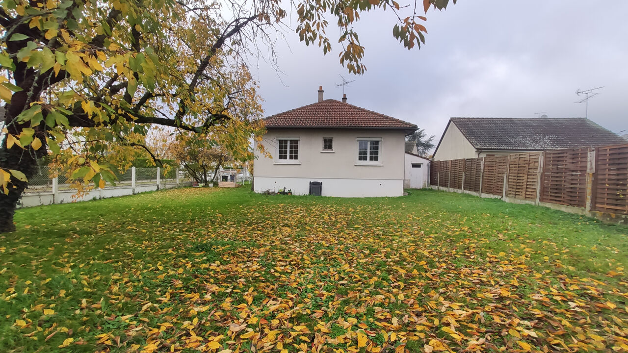 maison 4 pièces 105 m2 à louer à Meung-sur-Loire (45130)