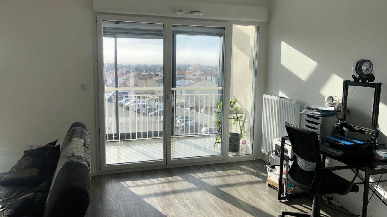 appartement 2 pièces 54 m2 à vendre à La Rochelle (17000)