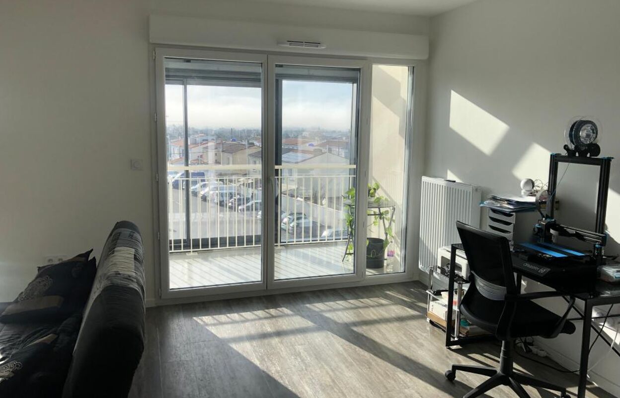 appartement 2 pièces 54 m2 à vendre à La Rochelle (17000)