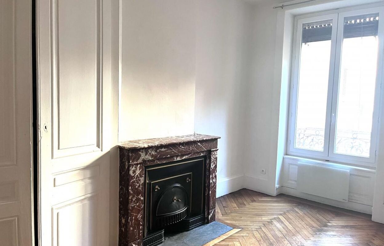 appartement 3 pièces 61 m2 à vendre à Lyon 7 (69007)