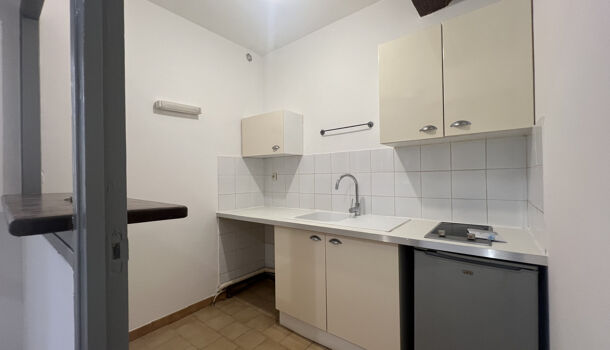 Appartement 1 pièces  à louer Nîmes 30900