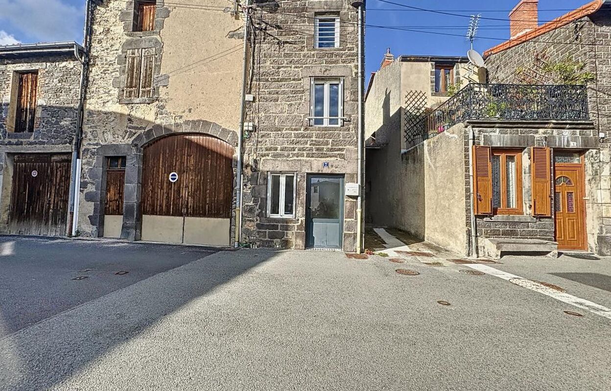 maison 4 pièces 88 m2 à vendre à Mozac (63200)