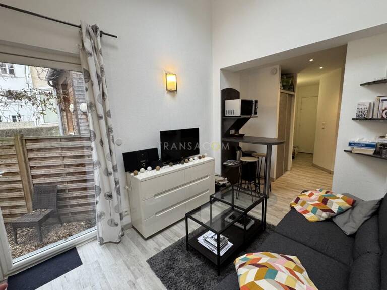 Appartement en rez-de-jardin — photo 1