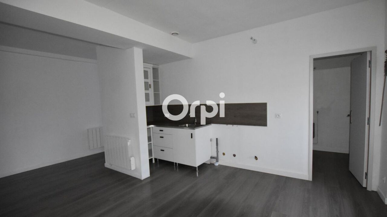 appartement 3 pièces 77 m2 à louer à Souzy (69610)