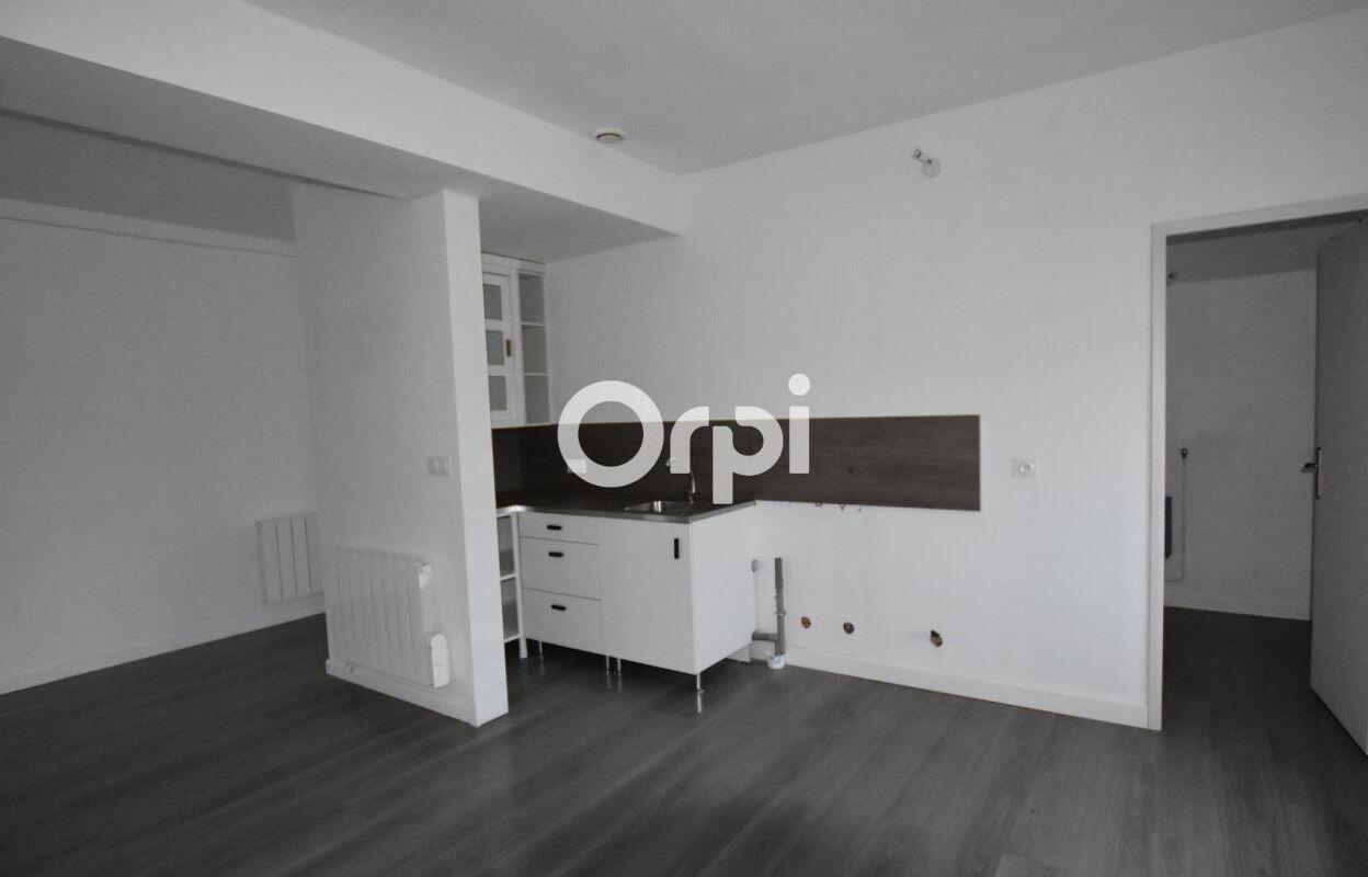 appartement 3 pièces 77 m2 à louer à Souzy (69610)