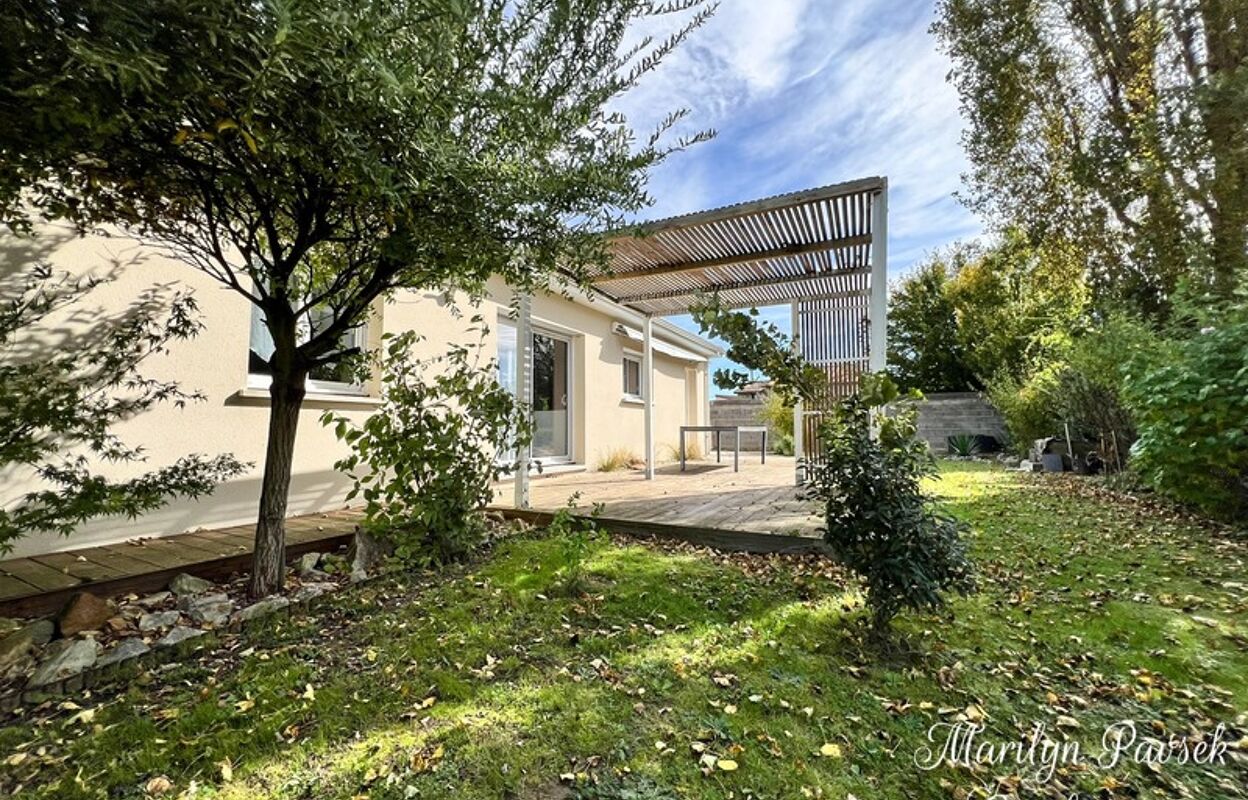 maison 5 pièces 110 m2 à vendre à Lezoux (63190)