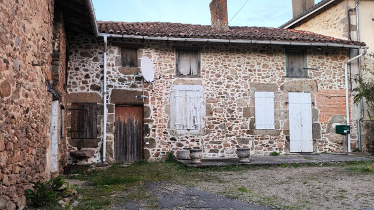 maison 2 pièces 45 m2 à vendre à Chabanais (16150)