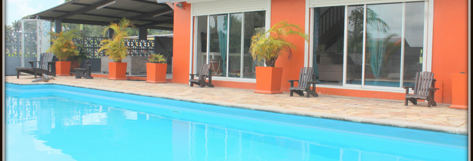 Immeuble  1110 m² à vendre à Kourou (97310)