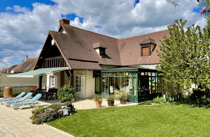 A VENDRE ARTHURIMMO HOUDAN- Propriété avec piscine dans Centre Houdan — photo 3