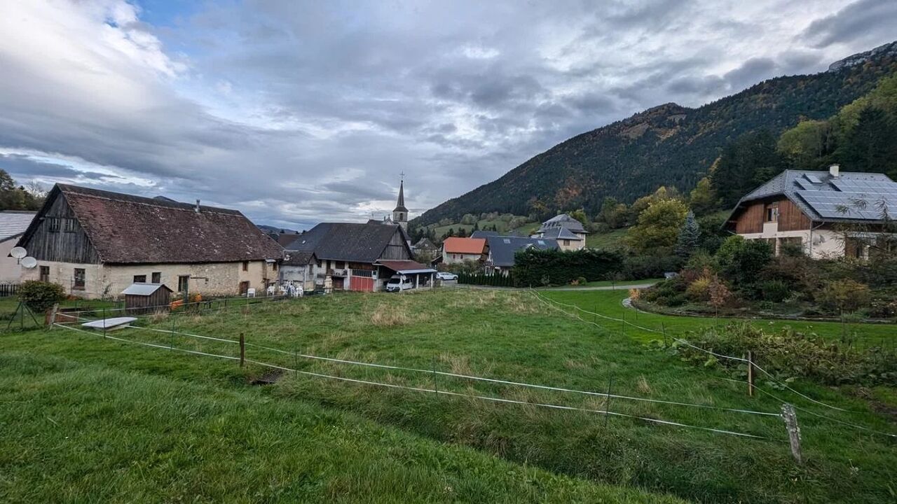 terrain  pièces 995 m2 à vendre à Saint-Pierre-d'Entremont (73670)