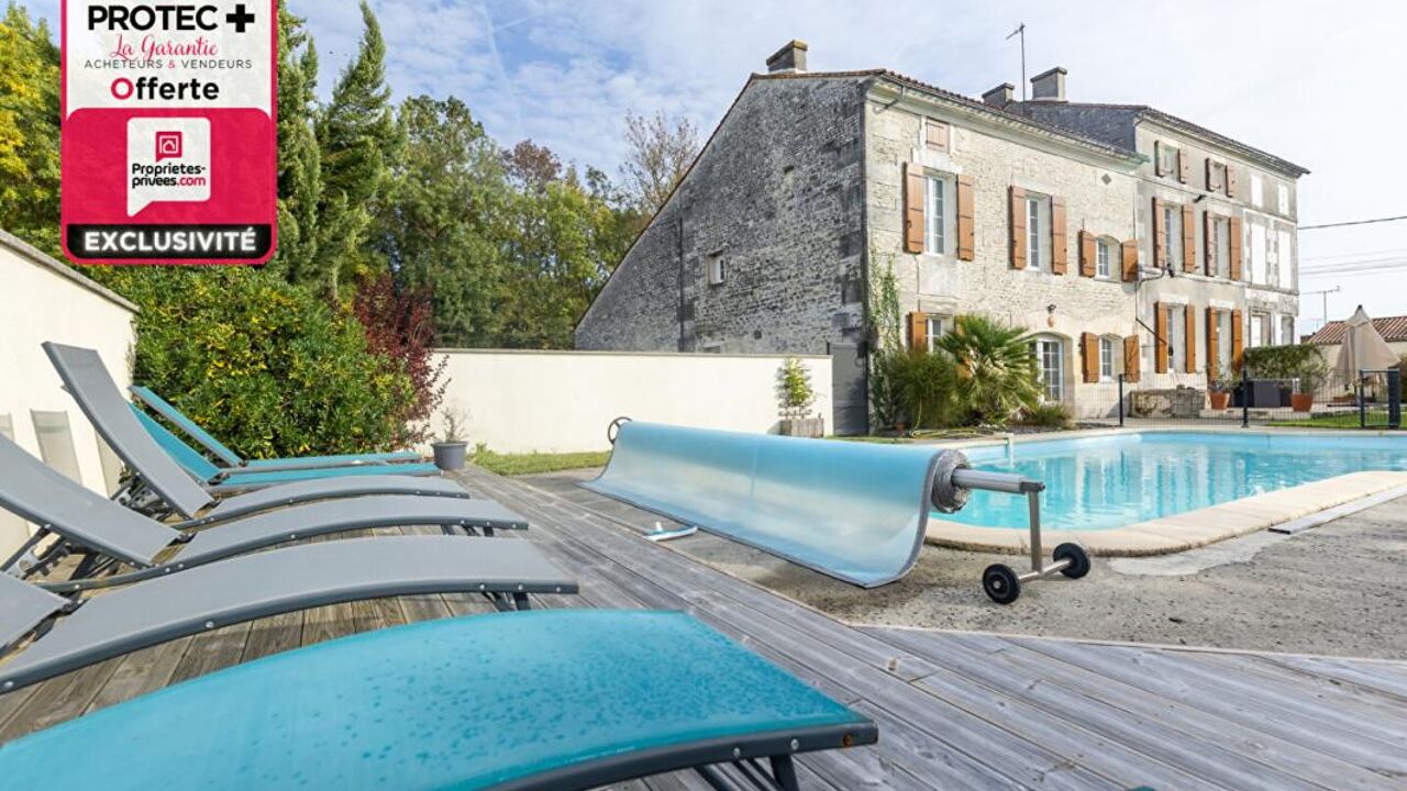 maison 8 pièces 231 m2 à vendre à Gensac-la-Pallue (16130)