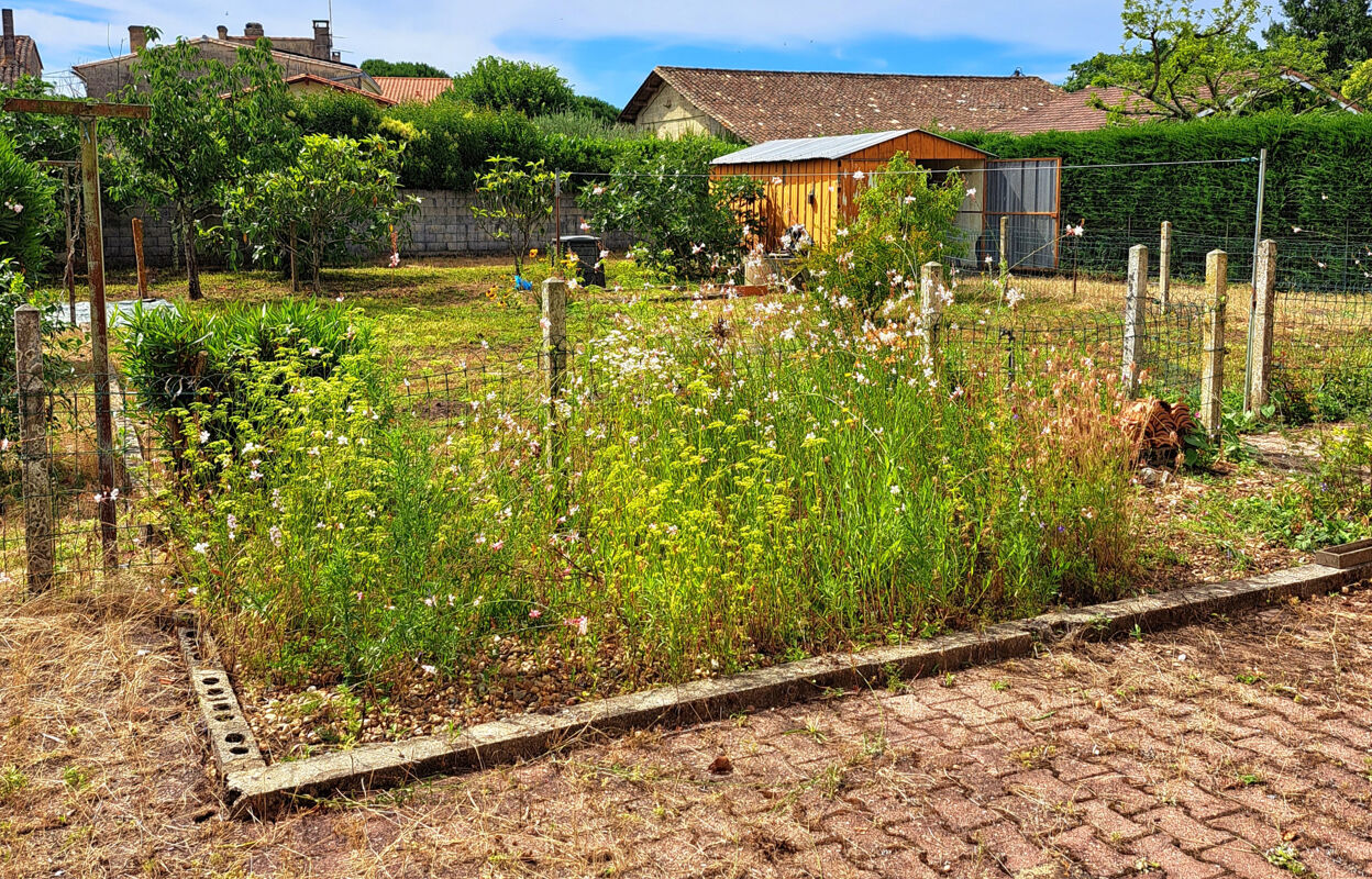 terrain  pièces 581 m2 à vendre à Vayres (33870)