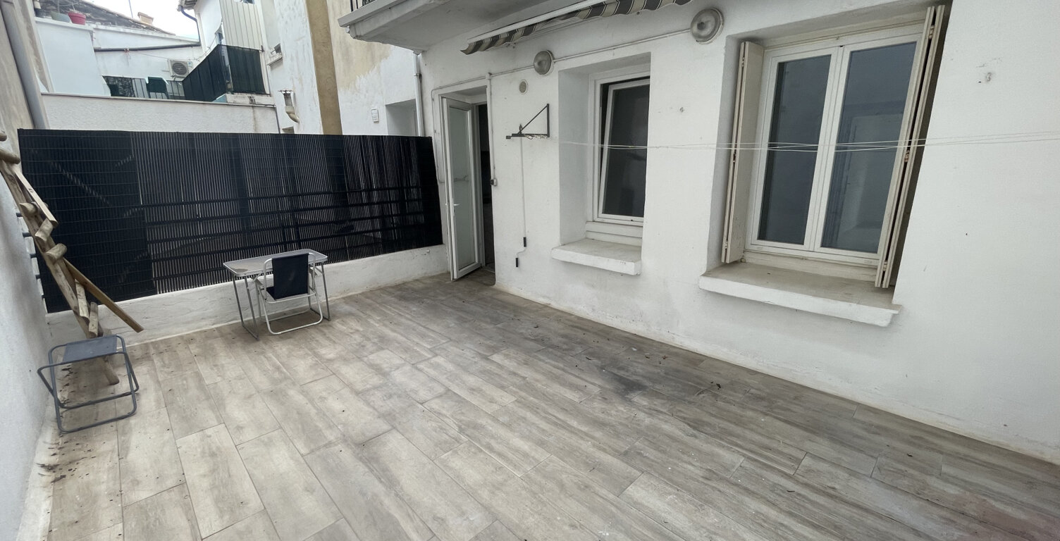 T3-Terrasse Coeur de ville — photo 1