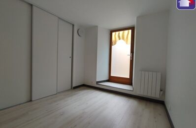 location appartement 530 € CC /mois à proximité de Tarascon-sur-Ariège (09400)