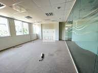 BUREAUX à LOUER — photo 2