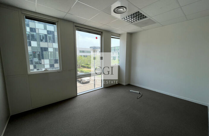 BUREAUX à LOUER — photo 5