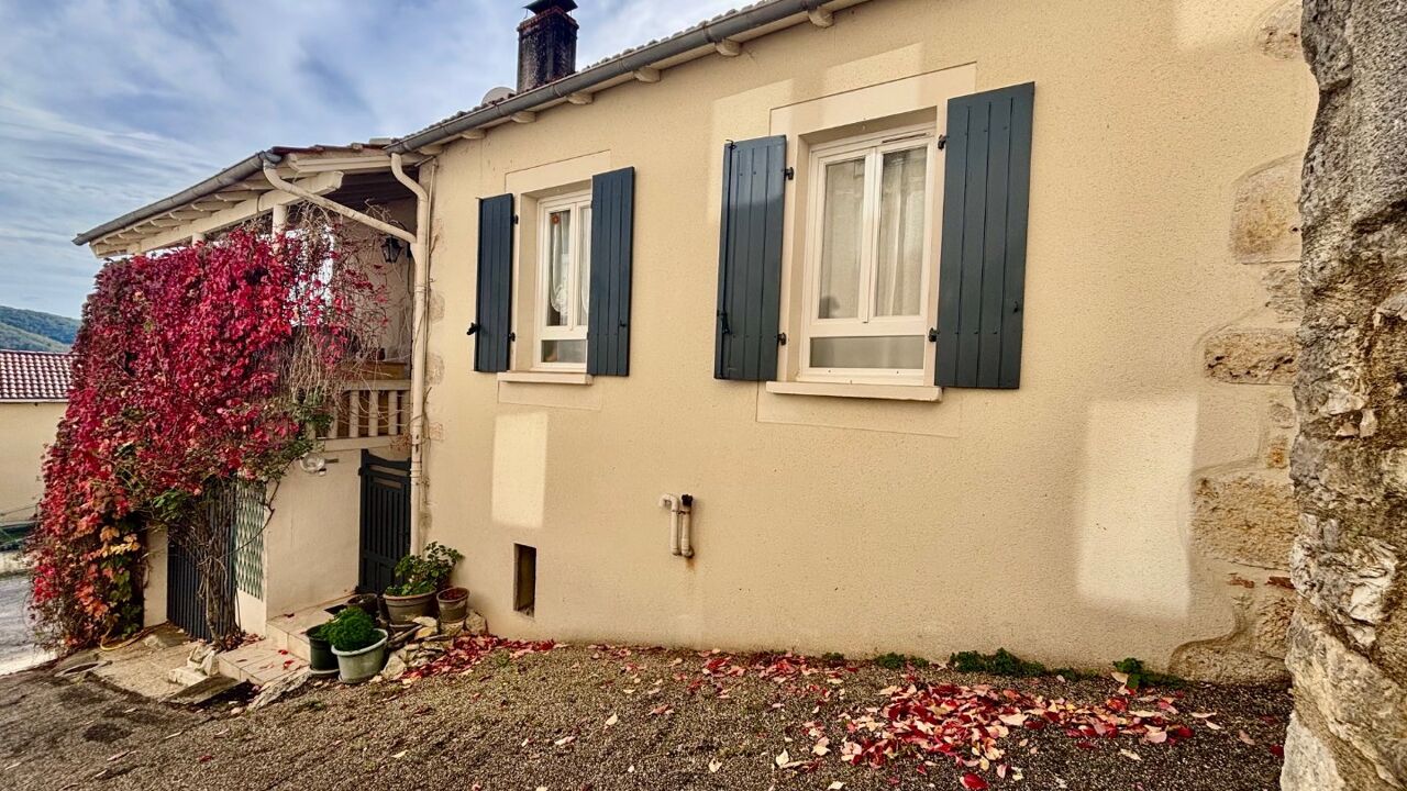 maison 4 pièces 146 m2 à vendre à Lamagdelaine (46090)