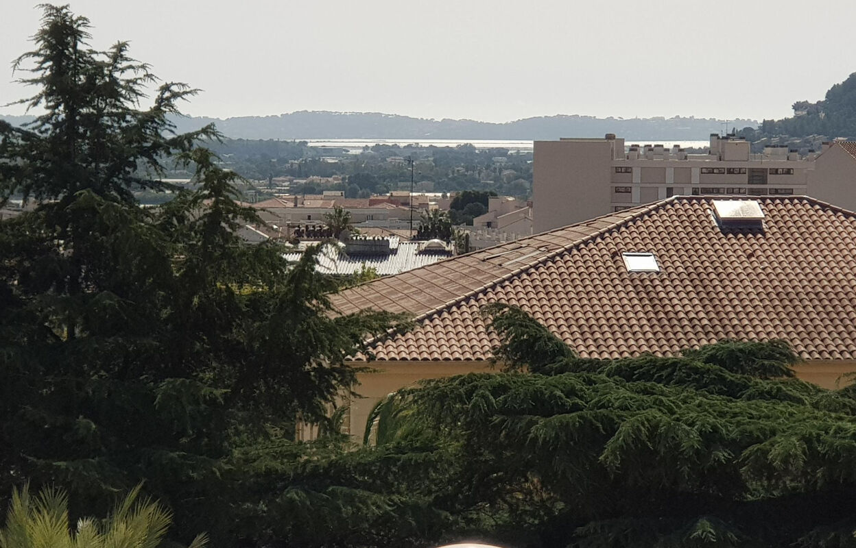 appartement 4 pièces 104 m2 à vendre à Hyères (83400)