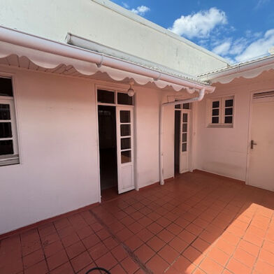 Appartement 6 pièces 1030 €