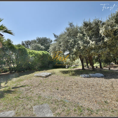 Terrain 555 m²