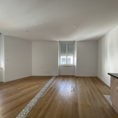 Appartement 3 pièces 580 €