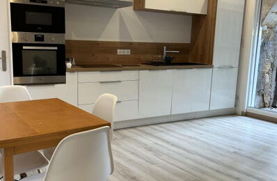 location appartement 724 € CC /mois à proximité de Peyrolles-en-Provence (13860)