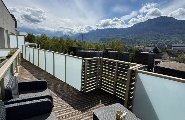 Appartement T4 de 83 m2 avec grande terrasse — photo 2
