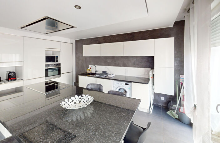 Appartement T4 de 83 m2 avec grande terrasse — photo 4