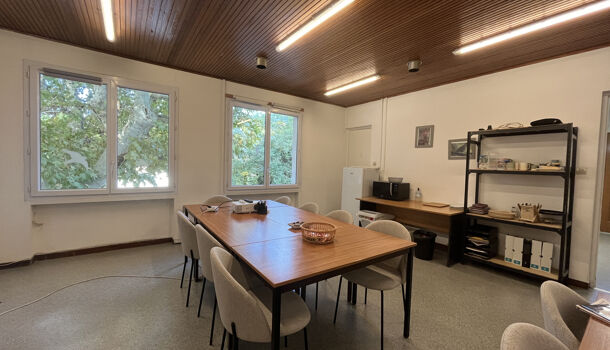 Bureau 3 pièces  à louer Aubagne 13400
