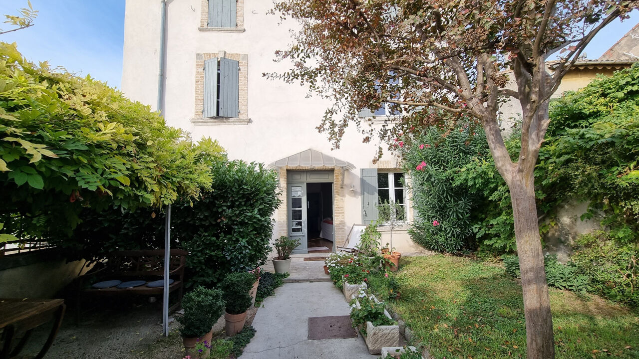 maison 6 pièces 251 m2 à vendre à Morières-Lès-Avignon (84310)