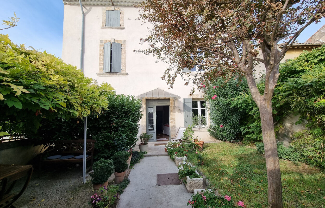 maison 6 pièces 251 m2 à vendre à Morières-Lès-Avignon (84310)