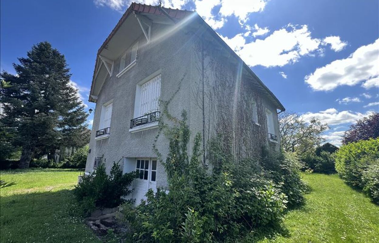 maison 3 pièces 62 m2 à vendre à Chezal-Benoît (18160)