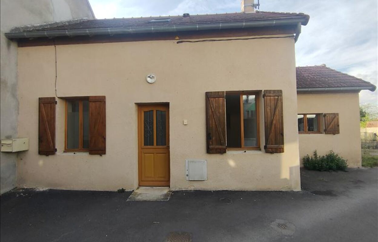 maison 3 pièces 57 m2 à vendre à Désertines (03630)