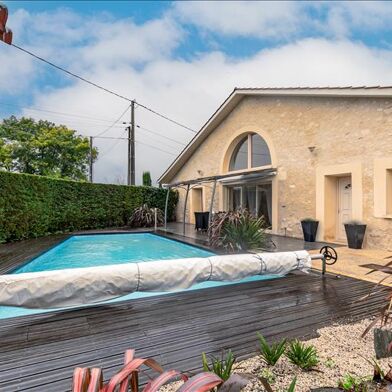 Maison 5 pièces 195 m²