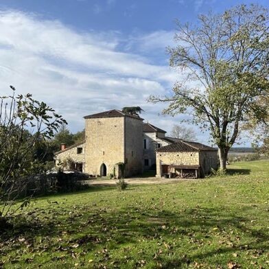 Maison 6 pièces 449000 €