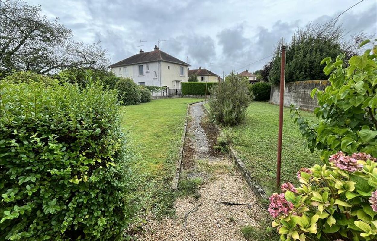 maison 4 pièces 77 m2 à vendre à Vierzon (18100)