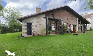 Maison 5 Pièces 176 m² à vendre à Mouzon (16310)