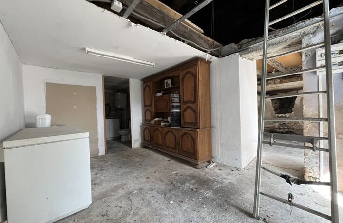 Maison en pierre de 2 pièces principales — photo 3