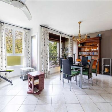 Appartement 4 pièces 197025 €