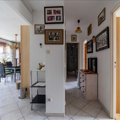 Appartement 4 pièces 197025 €