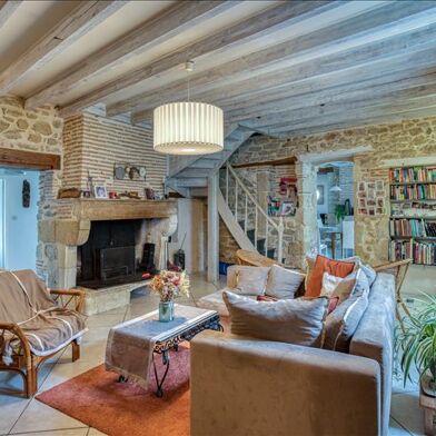 Maison 10 pièces 299980 €