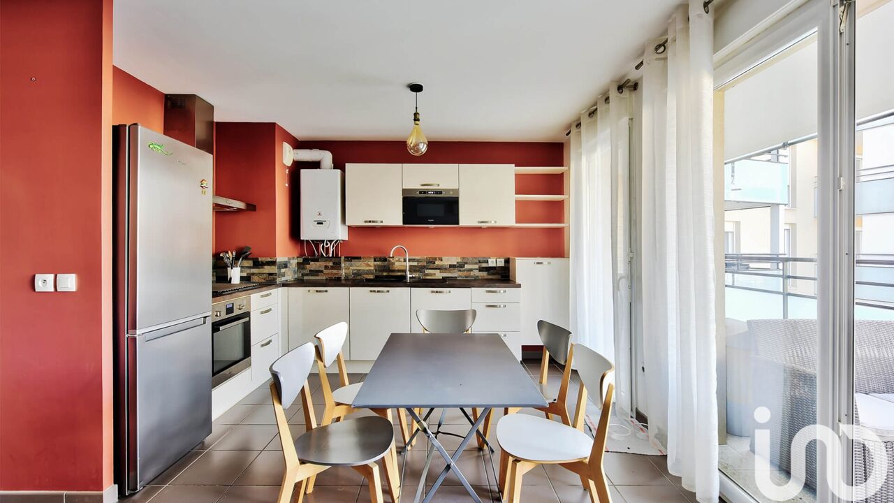 appartement 4 pièces 84 m2 à vendre à Bron (69500)