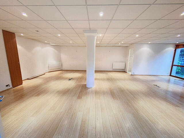 Local d'activité Saint Maur Des Fosses de 70 m² SECTEUR-LE PA... — photo du bien