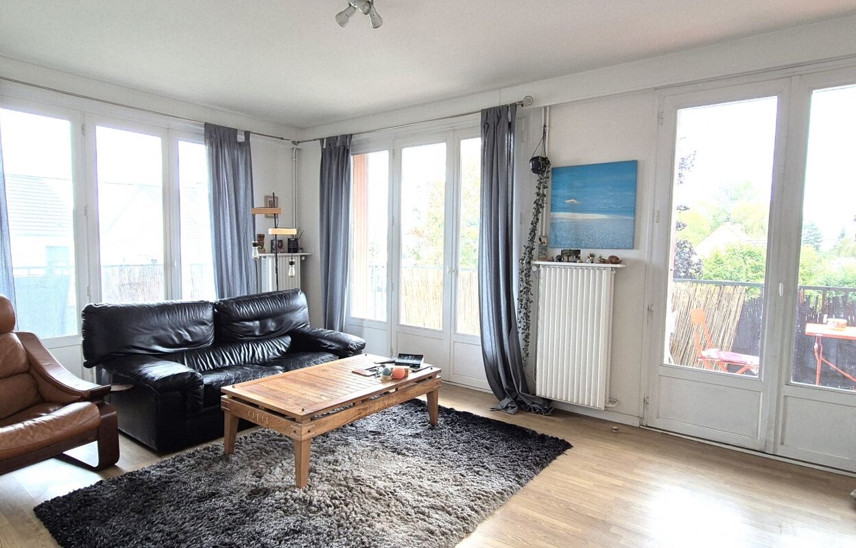 appartement 3 pièces 74 m2 à vendre à Persan (95340)