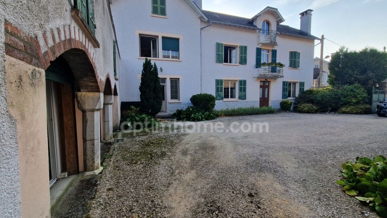 maison 11 pièces 382 m2 à vendre à Pau (64000)