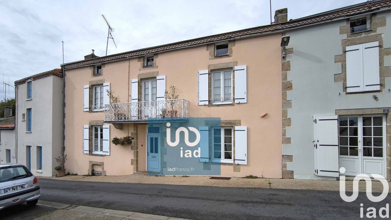 maison 4 pièces 100 m2 à vendre à Mauléon (79700)