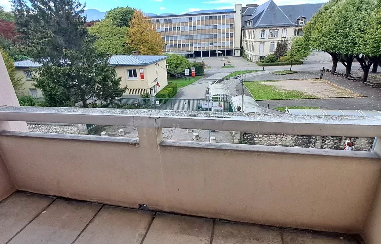 appartement 3 pièces 86 m2 à louer à Chambéry (73000)