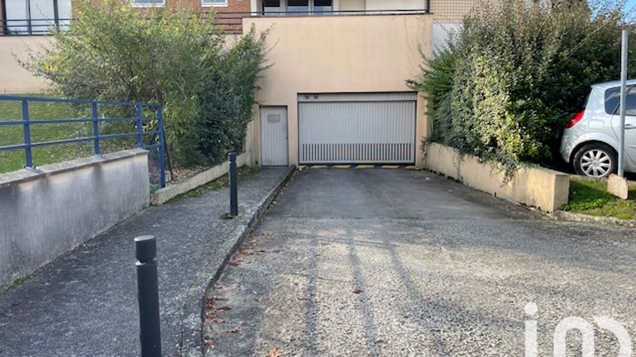 garage  pièces 10 m2 à vendre à Saint-Fargeau-Ponthierry (77310)